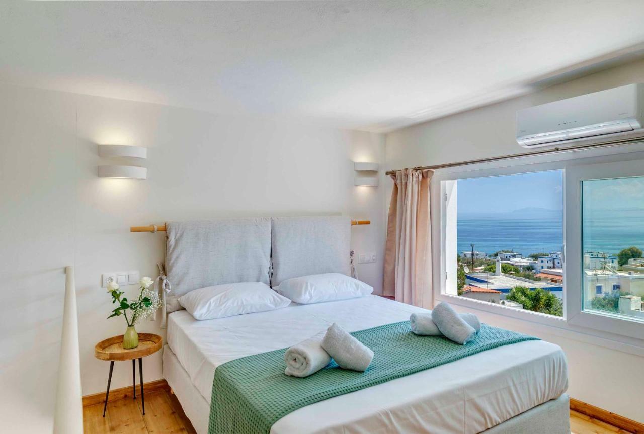 Villa Alba In Syros With Private Jacuzzi Azolimnos Exteriér fotografie