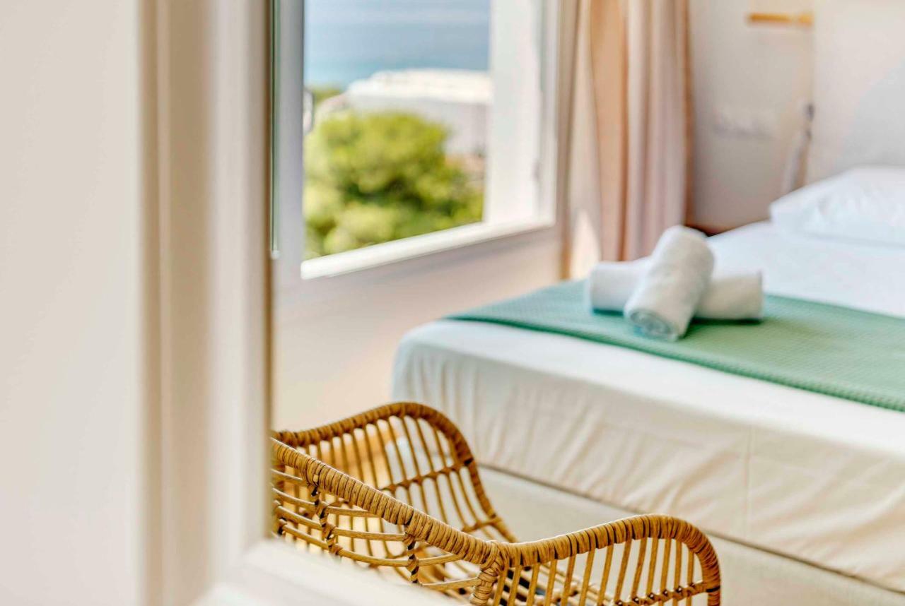 Villa Alba In Syros With Private Jacuzzi Azolimnos Exteriér fotografie